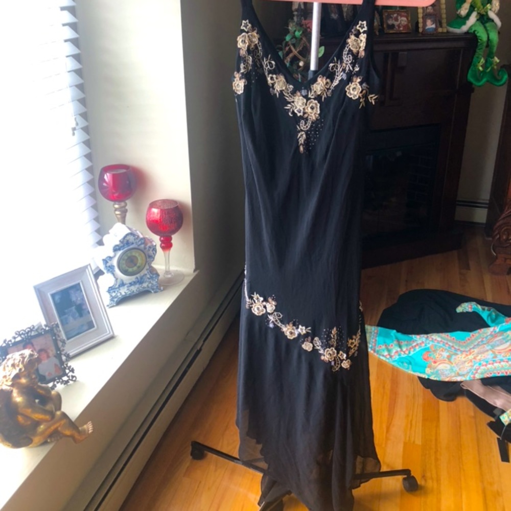 Black and pink strapped dress very flattering on size 12